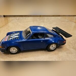 Vintage Porsche 911 1:43 Bburago (Made in‎ Italy), Diecast Car /Rare Collectible